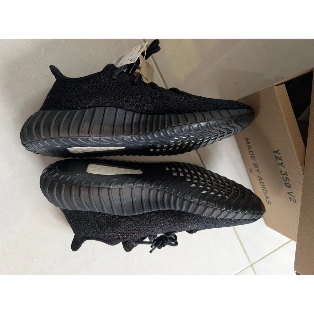 Adidas Yeezy Boost 350 V2 Core Black Red BY9612 Mens Sneakers Size 11 NWT - Picture 6 of 9